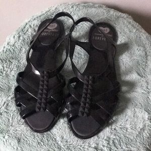 Black Jelly Sandals